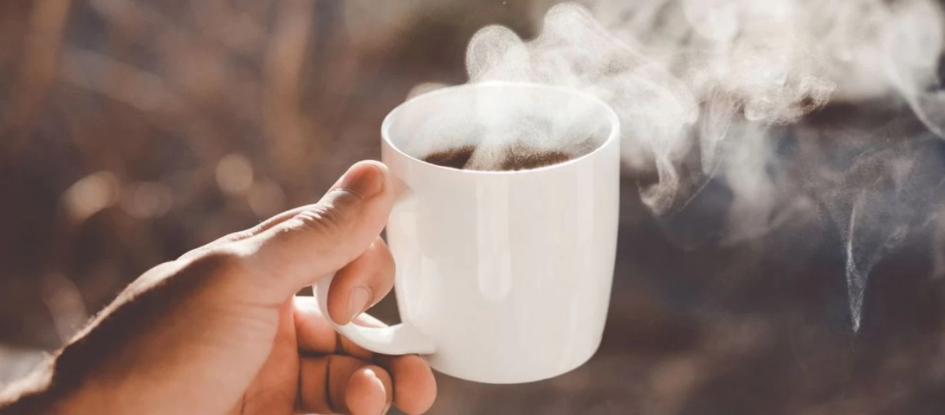 Έχετε αναρωτηθεί; - Μήπως σας παχαίνει ο τρόπος που πίνετε τον καφέ σας;